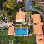 Mela Garden Retreat Cottage
