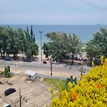 Avatara A Condominium B61 With Sea View