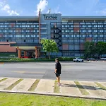 Tinidee Hotel Bangkok Golf Club - Sha Certified