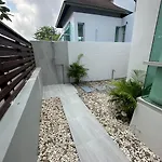 Holiday Pool Villa