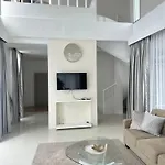Holiday Pool Villa
