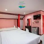 Haad Somboon House