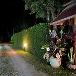 นพรัตน์การ์เด้นฮิลล์