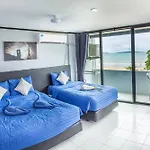 Happy Jomtien - Beachfront