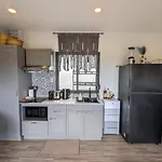 Maenam Hills Apartments