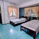 Huaykhakhaeng Country Home Resort