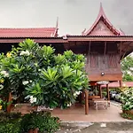 Athithara Homestay