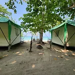 Koh Ngai Camping Restaurant @ Bar