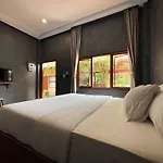 Tachang Airport Hotel