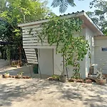 Pak Dee Resort