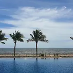 Serene Sands