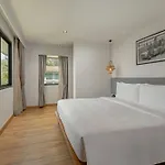Outrigger Khao Lak Beach Resort - Sha Extra Plus