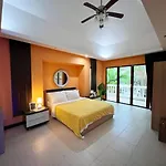 Smokers Resort