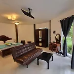 Yao Yai Beach Resort