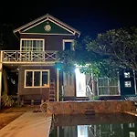 Jung Ja Hut