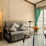Au Place Hotel