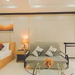 Au Place Hotel