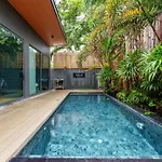 Dojo Pool Villa