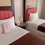 Martina Hotel Surin