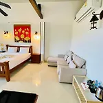 Boomerang Village Resort Kata