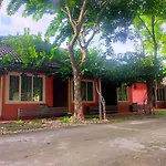 Park & Pool Resort