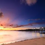 Jansom Beach Resort