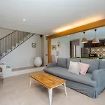 Venice Beach Village Hua Hin Pool Villa