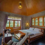 The Wes Village, Incl Free Breakfast & 100 Thb Food Gift