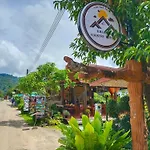 Khao Sok Country Resort