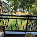Sunrise Beach Resort