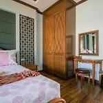 Tc Villa On Beach