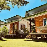 Suan Maprao Ko Kut Resort