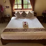Mookdaman Bungalow