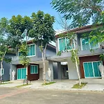 Happy Land Residence