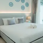 Apo Hotel