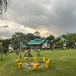 Pai Love & Baan Chonphao Resort
