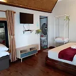 Ban Nab Dao Koh Libong