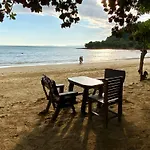 Bonhomie Beach Cottage