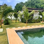 Aqua Boutique Resort & Pool