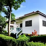 Sunrise Beach Villa