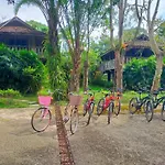 Khoom Kam Kaew