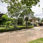 Jaris Cottage