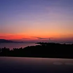 Red Sky Beach View Villa