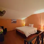 Retro Box Hotel Chumphon
