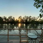 รตะธารา รีสอร์ท Ratathara Resort