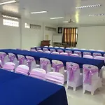 Laytrang Pakmeng Marina Spa And Resort