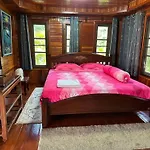 Thip Siam Village