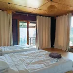 Motho Homestay โมโทโฮมสเตย์