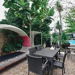 P.U. Inn Resort