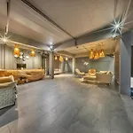 Shin Arch39 Phuket Beach Front - Sha Plus